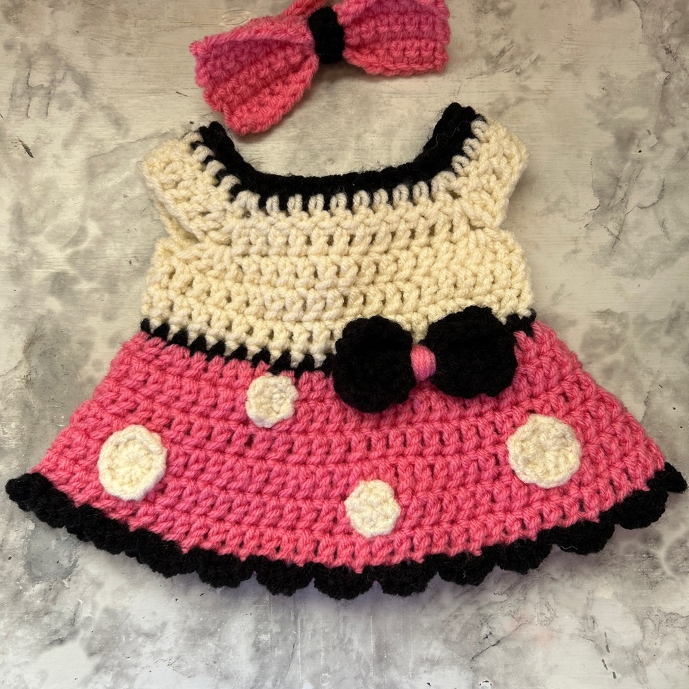 Crochet Teddy Bear - Handmade (inspired by Minnie Mouse) - Picture 2 of 3
